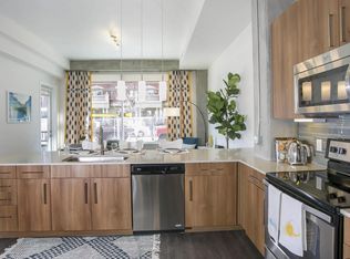 1981 Clinton St, Aurora, CO 80010