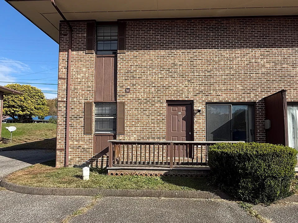 407 W Main St #109