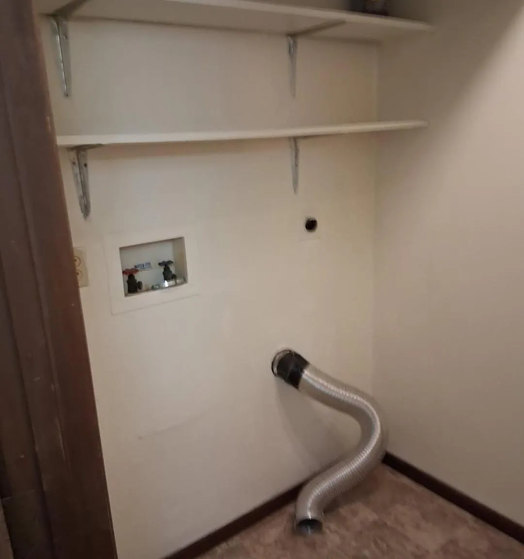 2 bed, 743 sqft, $995 — Photo 3