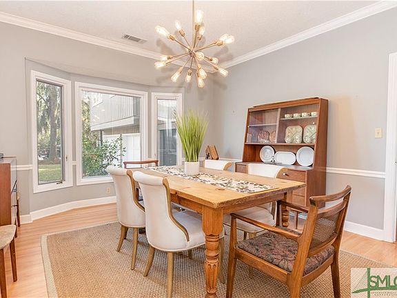 4th image of 1 Hazel Glen Ln