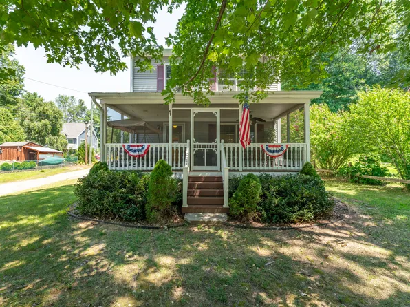 19 Alvina Avenue, Griswold, CT 06351