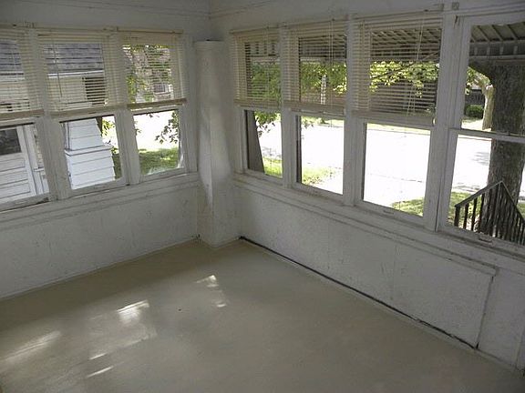 3rd image of 708 S Lasalle St
