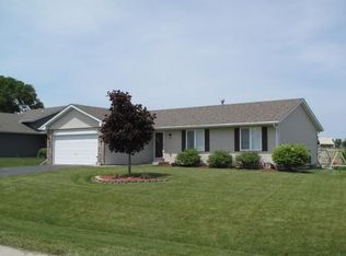 13191 Foxglove Ln, Winnebago, IL 61088