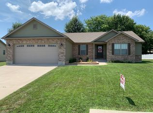 1555 Coyote, Farmington, MO 63640