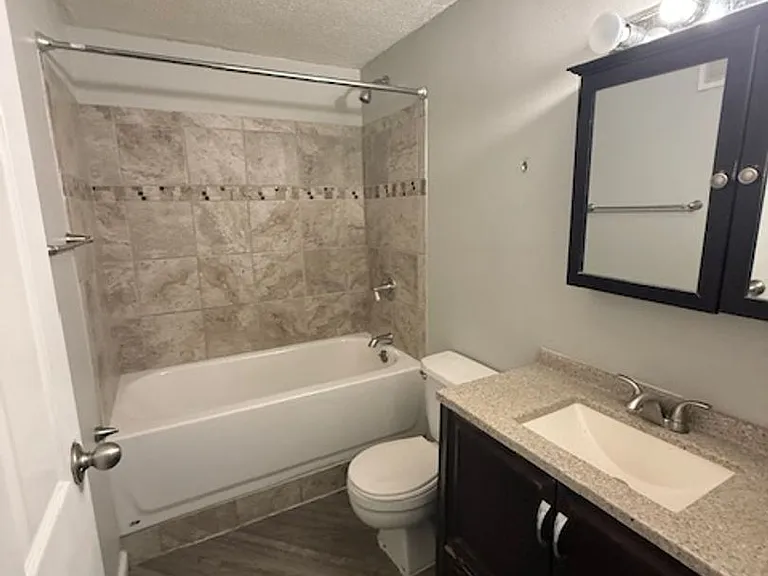 848 Riverview Ter #606 — Photo 4