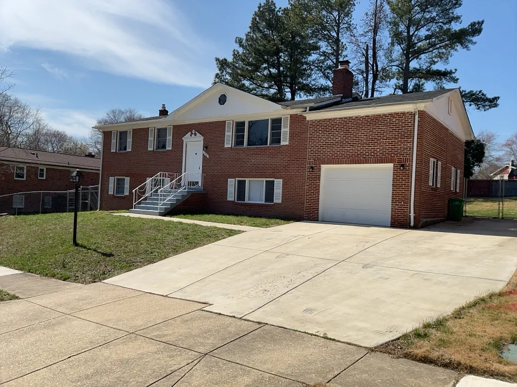 Building Photo - 6920 Groveton Dr