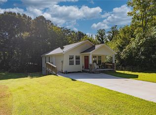 310 N Church St, Walhalla, SC 29691