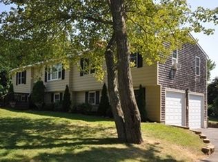 50 Conanicus Rd, Narragansett, RI 02882