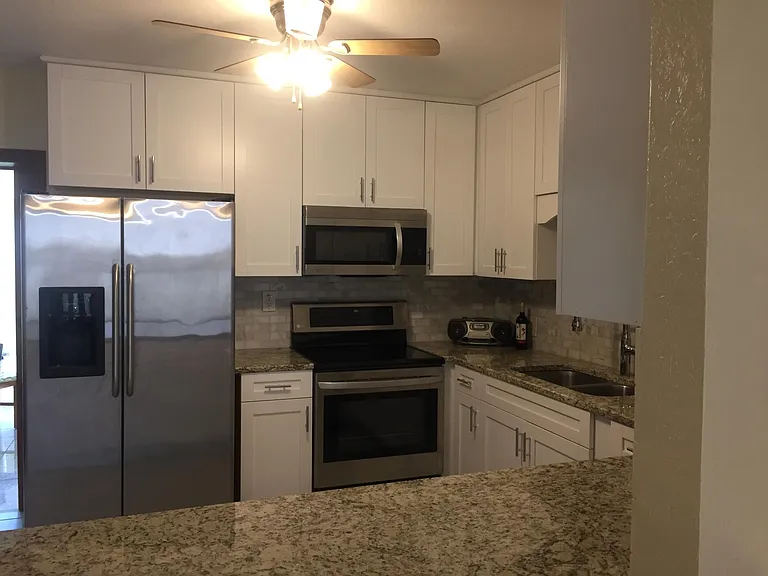 6390 Hampton Dr N — Photo 6
