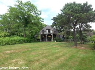 22 Ocean View Farm Rd #B, Chilmark, MA 02535