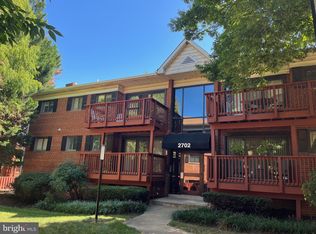 2702 Dartmouth Rd APT 5, Alexandria, VA 22314