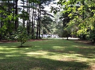 396 Camelot Dr, Rowesville, SC 29133