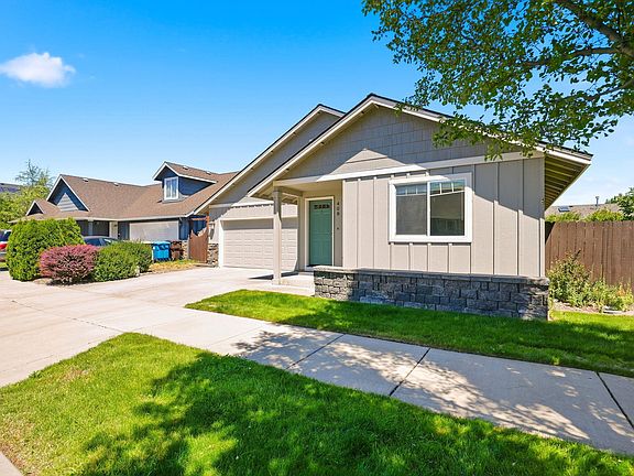 4th image of 408 NW 24th Pl