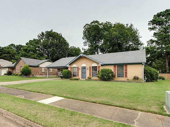 3rd image of 3100 Battleboro Dr
