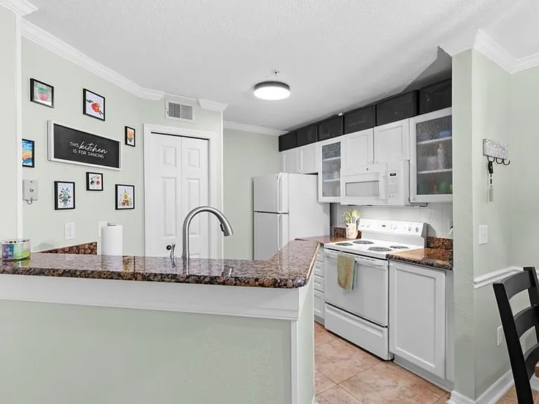 18107 Peregrines Perch Pl — Photo 15