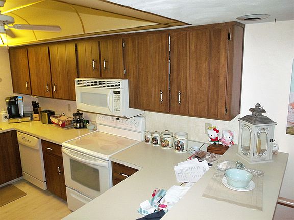 5th image of 3800 S Atlantic Ave #2070