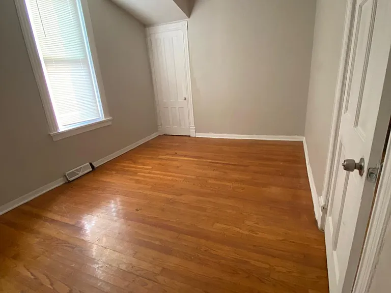 746 E Laurel St #1 — Photo 9