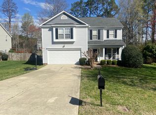 2508 Coatsdale Ln, Matthews, NC 28104