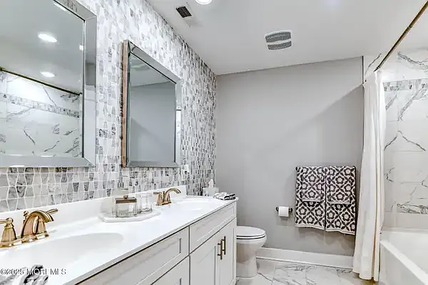 1529 Paxton Ln — Photo 16