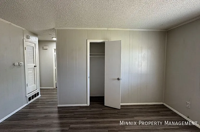2302 40th St #B — Photo 13