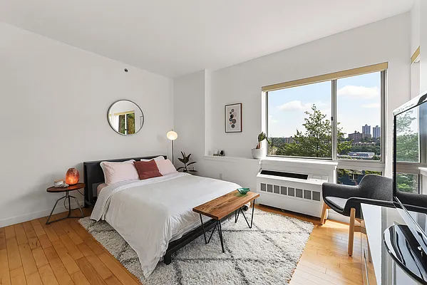 Sold by Compass | media 13