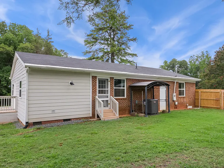 3132 Fields Dr — Photo 24