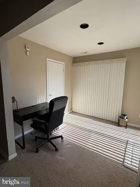 2 bed, 2.0 bath, 1180 sqft, $2,200 — Photo 3