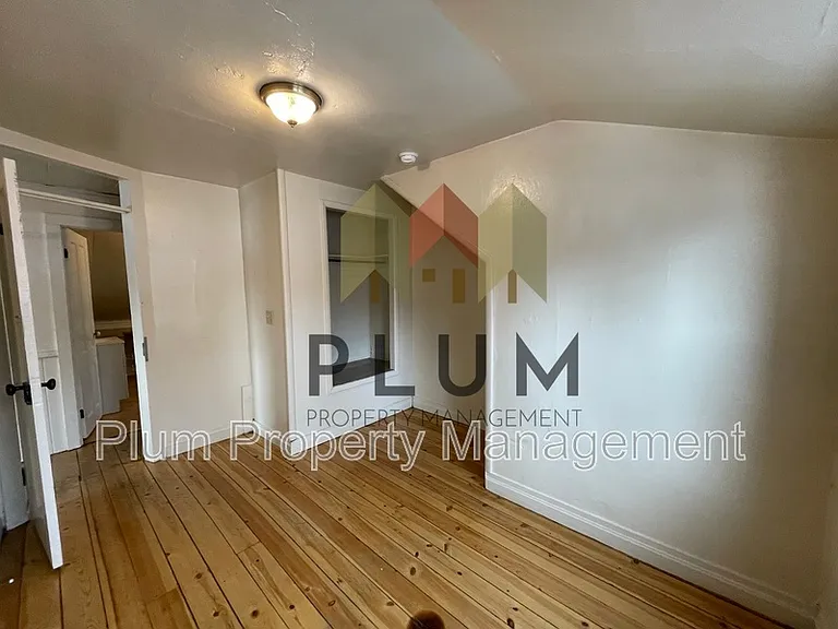 807 Bulwer St #B — Photo 7