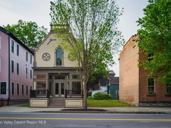 6 Broad Street, Kinderhook, NY 12106