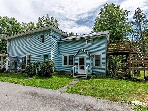 3rd image of 6197 Lake Ave