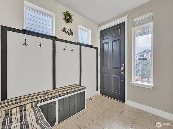 3rd image of 9913 187th Street Ct E