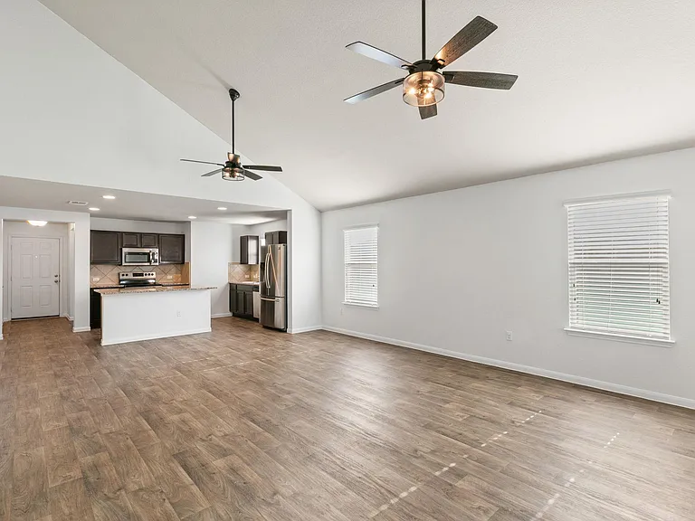 725 Liard River Rd — Photo 8