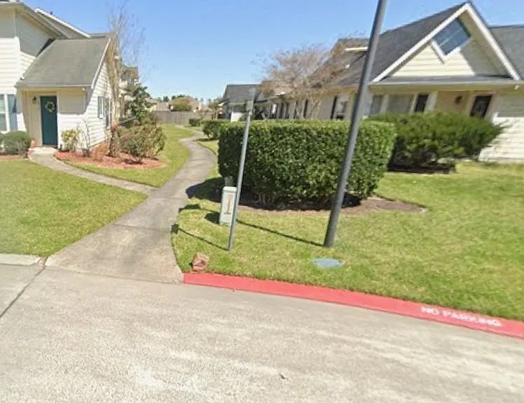 21030 Aldens Oak — Photo 20