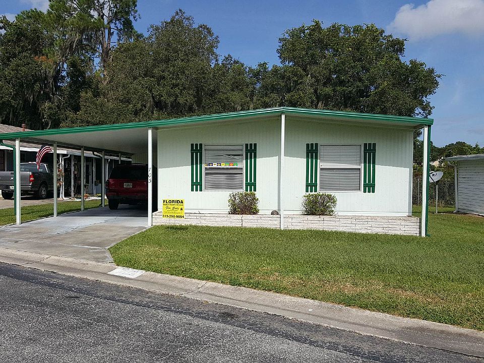 1st image of 703 Fountainview Lake Dr