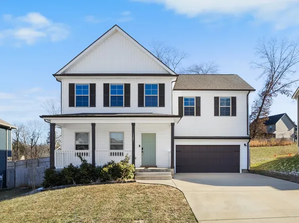 1381 Sussex Dr, Clarksville, TN 37042