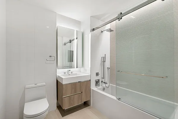 Rented by (Legacy) Elegran | media 5