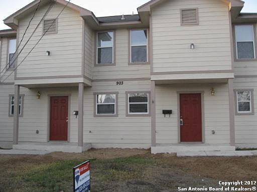 1st image of 903 Dawson St #1