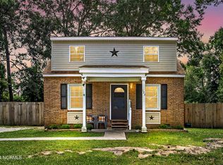 123 Pineview St, Havelock, NC 28532