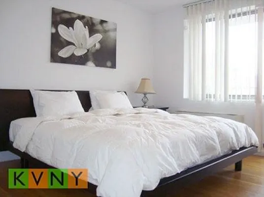 Rented by KVNY Soho | media 49