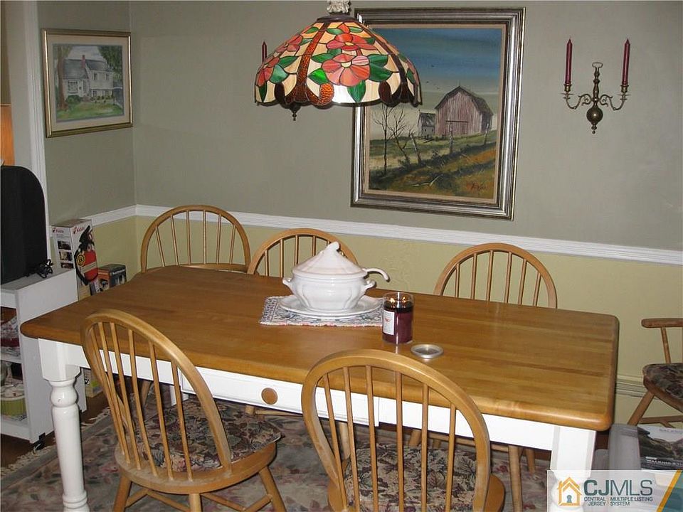 2nd image of 2103 Terrace Ave