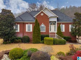 5100 Peppertree Cir, Trussville, AL 35173