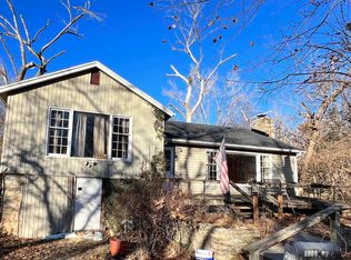 4324 SW 17th St, Topeka, KS 66604