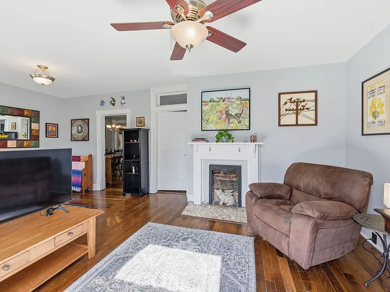 1008 Stainback Ave — Photo 4