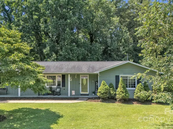 116 Eastwood Park Dr SE, Lenoir, NC 28645