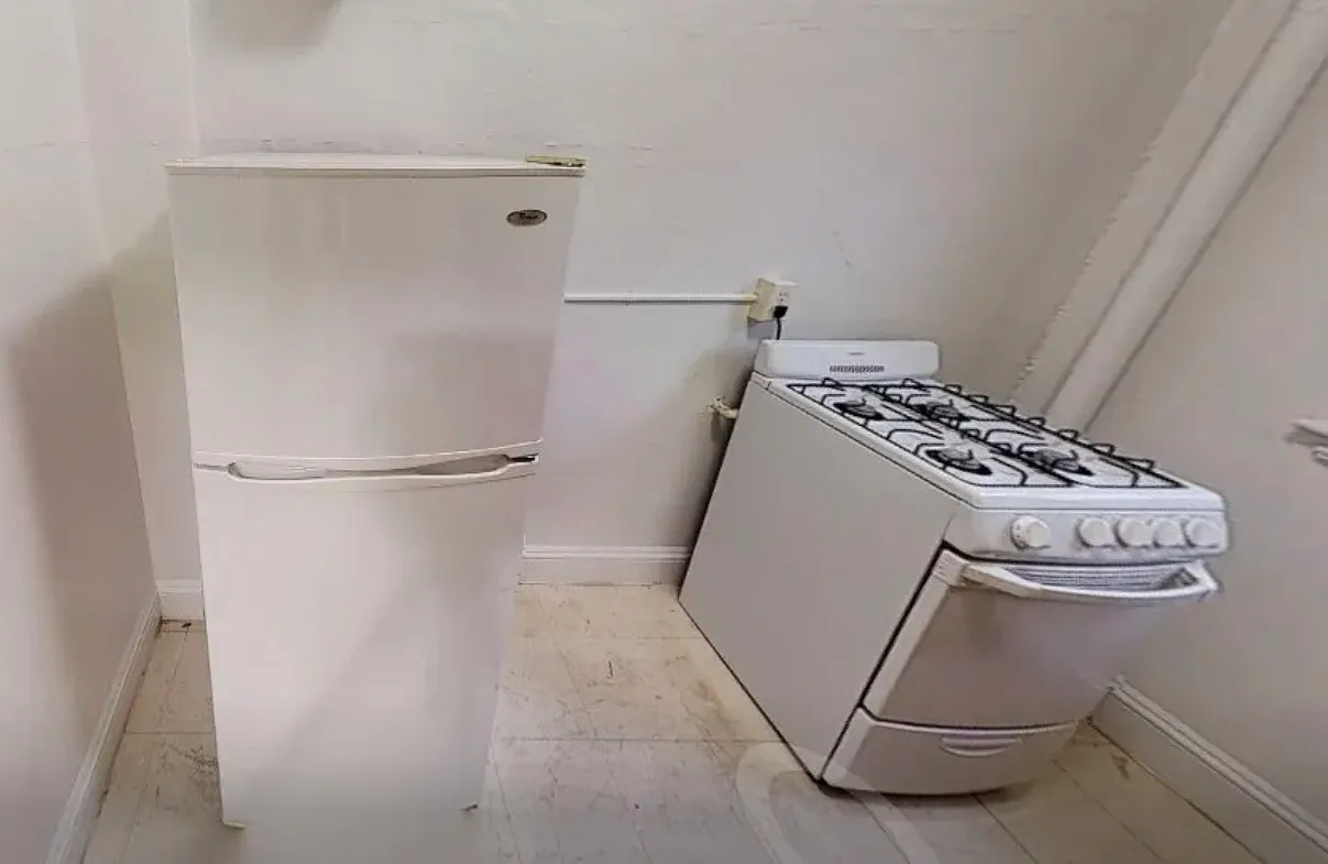 Studio, 9999 sqft, $2,175 — Photo 4
