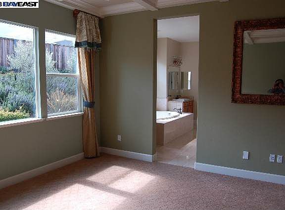 5th image of 312 Cottswald Ct