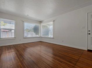 1561 30th Ave, Santa Cruz, CA 95062