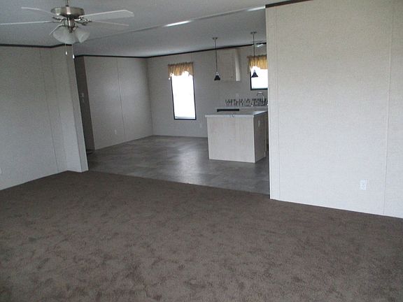 2nd image of 289 Silver Peak Dr #353