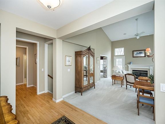 4th image of 809 Waterford Villas Dr Unit 5