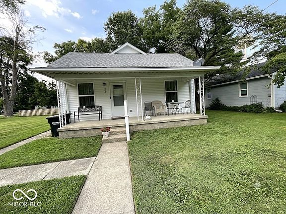 2nd image of 806 E Taylor St
